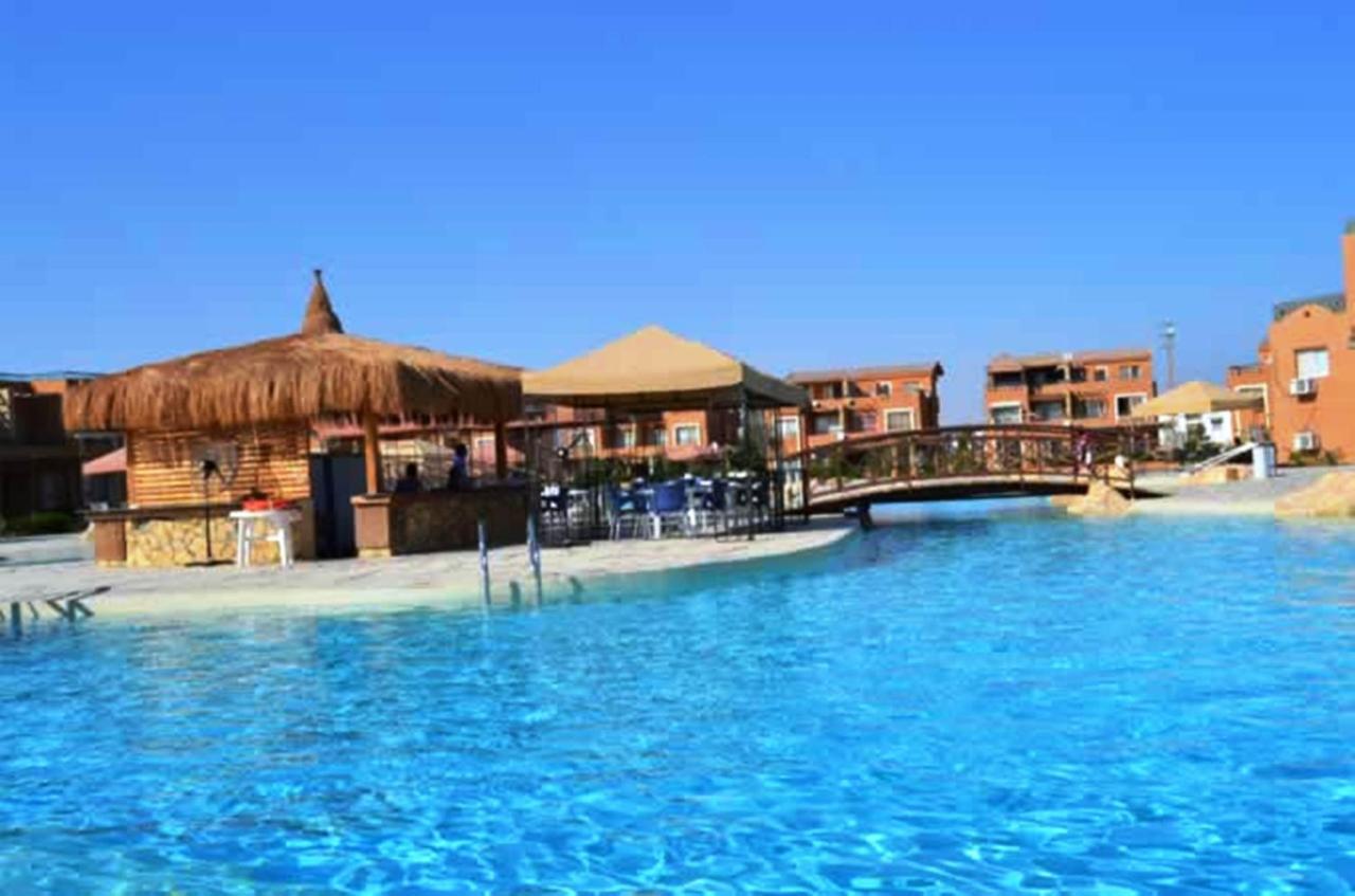 Palermo Chalet In Marina Wadi Degla Ain Sokhna With 250 Sqm Private Garden & Near To The Beach Ain Sukhna Exterior photo